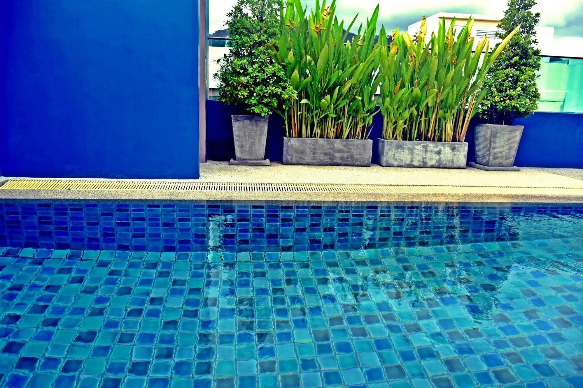 โรงแรมโอเชี่ยน แอนด์ โอเล่ ป่าตอง Patong ภายนอก รูปภาพ